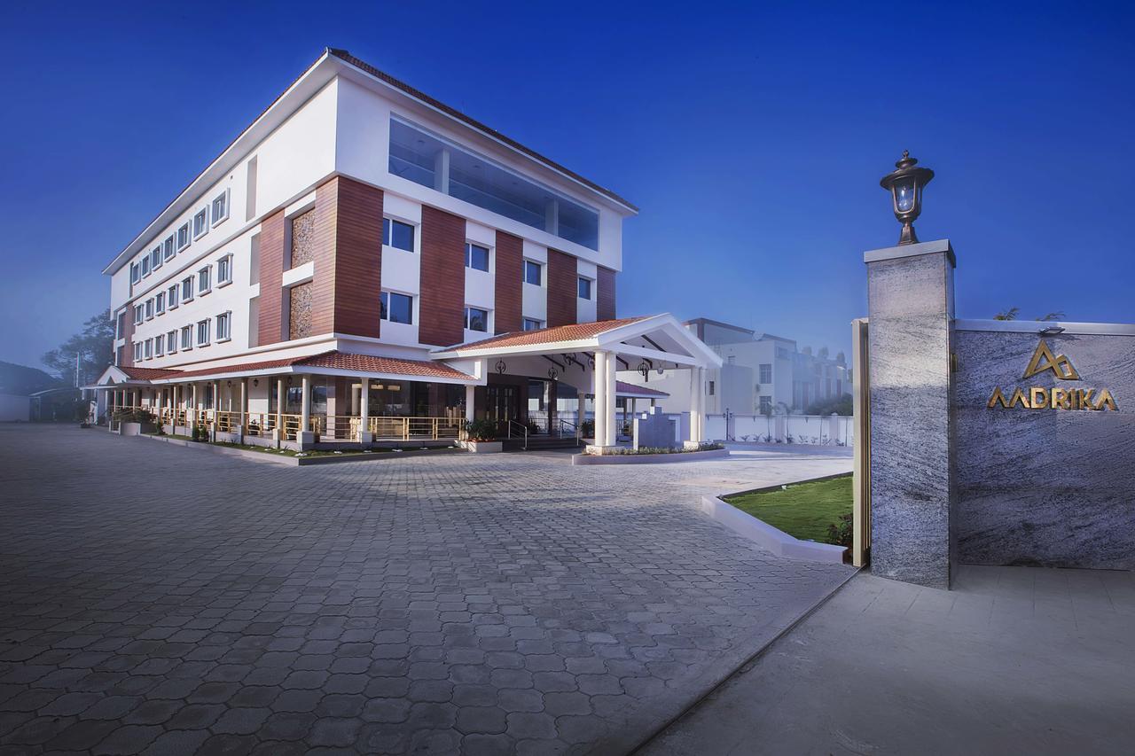 Hotel Aadrika Chikmagalūr Kültér fotó