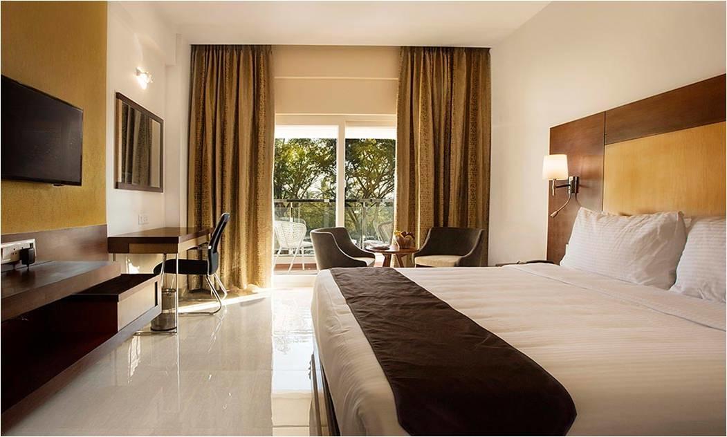 Hotel Aadrika Chikmagalūr Kültér fotó