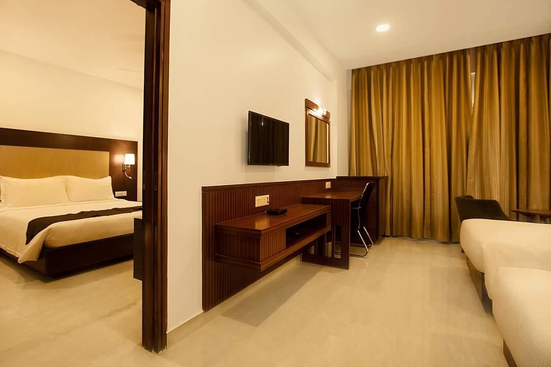 Hotel Aadrika Chikmagalūr Kültér fotó