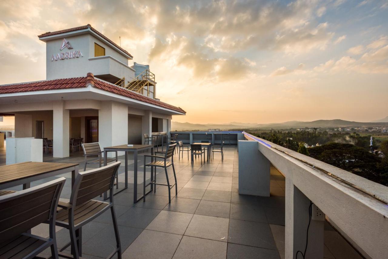 Hotel Aadrika Chikmagalūr Kültér fotó